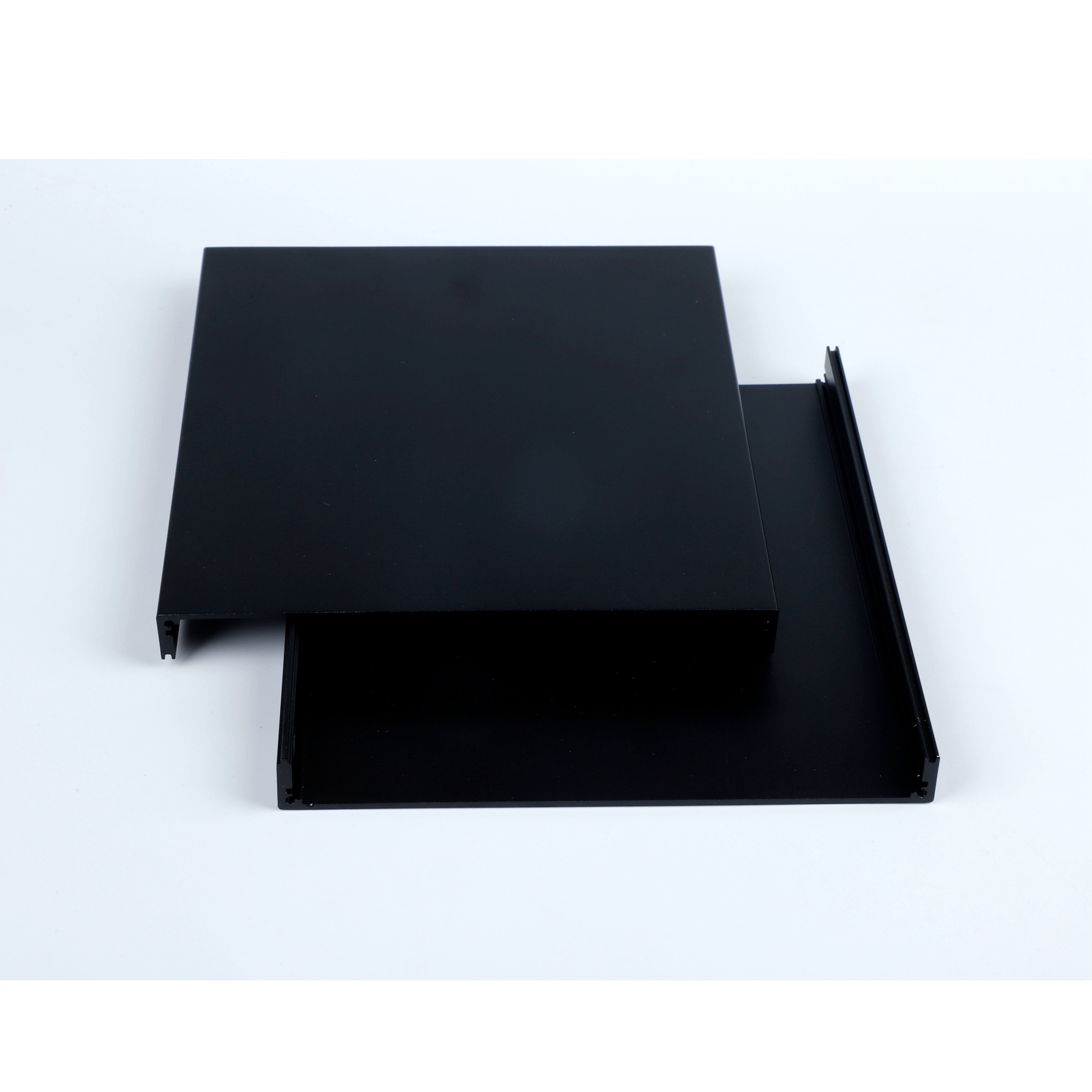 生產(chǎn)加工鋁外殼,電源控制器鋁外殼